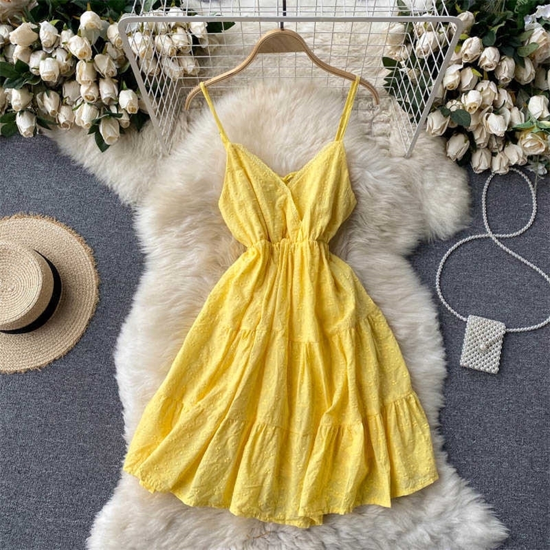 DEAT Women Beach Style Lace Hollow Out Open Back Dress Solid Color V-neck Waist Short Fashion Spring Summer 11B718 210709