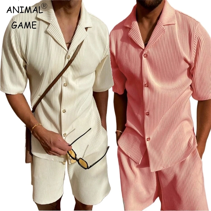 Summer mens solid color track suit short sleeved V-neck T-shirt beach sports pants breathable mens short sleeved lightweight sportswear 250318