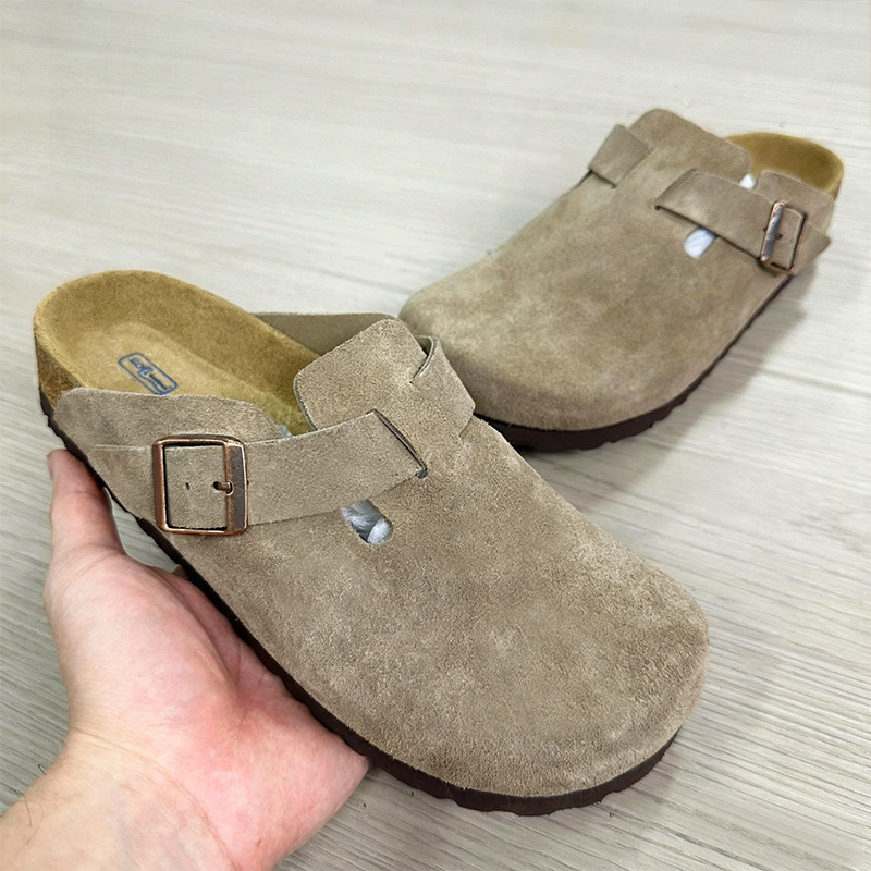 2025 New Designer Clogs Sandals Clog Slippers Cork Flat High Quality Fashion Summer Genuine Leather Slide Favourite Beach Casual Shoes for Women