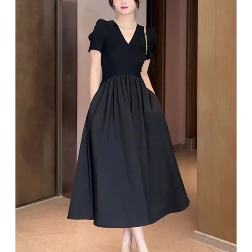 Minimalist Womens ALine Summer VNeck Spliced Folds Elegant Fashion Casual Short Sleeve Slim Pockets Dress 240615