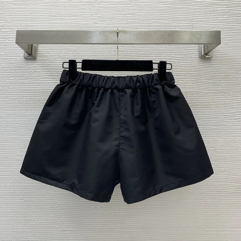 Early Spring European and Amercan Style Womens Nylon Fashion Casual Shorts Camping sports Girls Elastic Sports short 240529