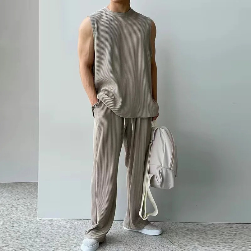 Tshirt Set Ice silk Summer Fashion Mens Solid Fitness Casual Loose Street Clothing High Quality Cotton Top 240531
