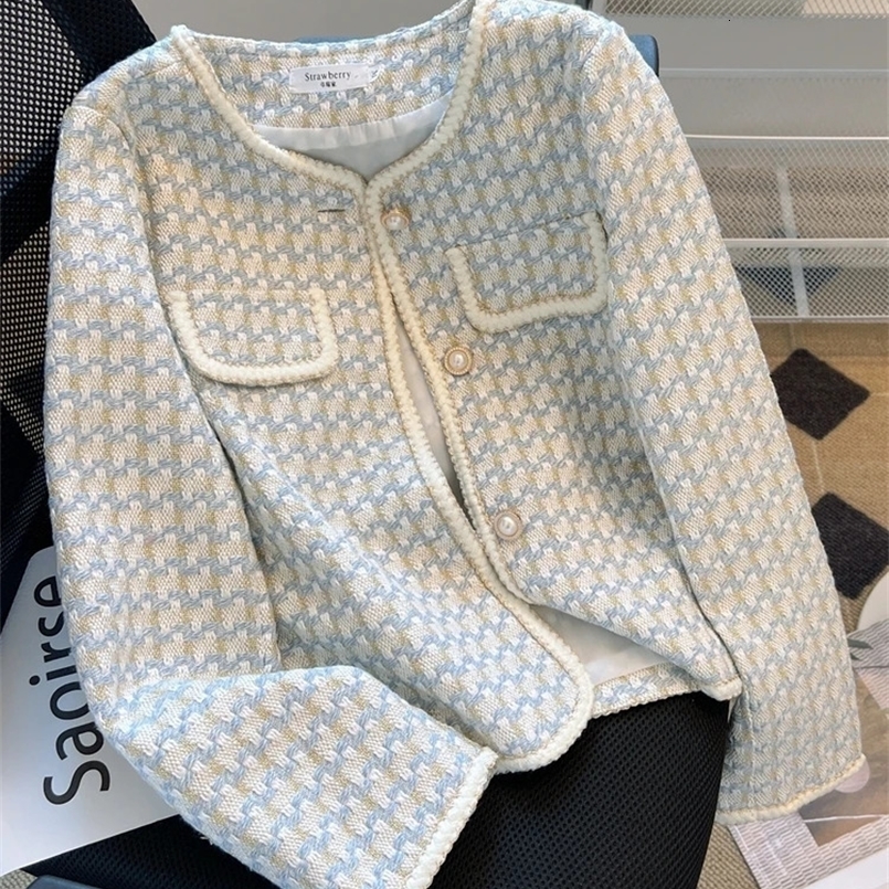 Autumn Korean Fashion Plaid Tweed Short Jacket Womens Chic Pearls Buttons Long Sleeve Single Breasted Weave Coat Top Outwear 240726