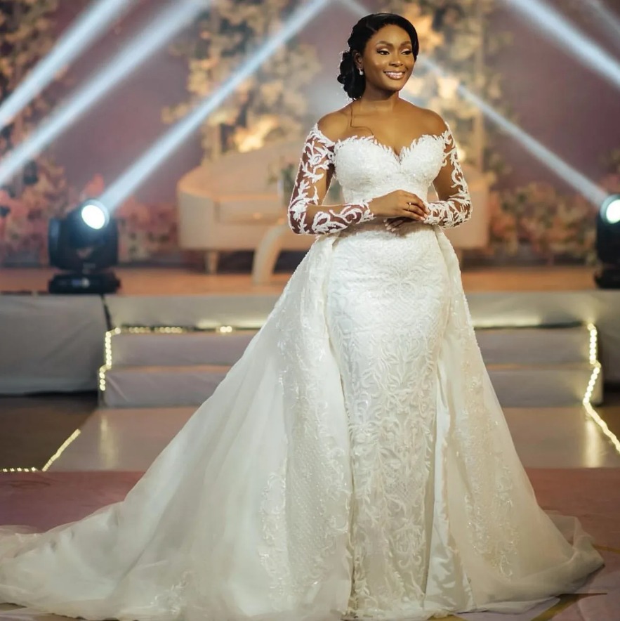 2025 Arabic Aso Ebi Plus Size Ivory Mermaid Wedding Dress Lace Beaded Detachable Train Bridal Gowns Dresses 0924