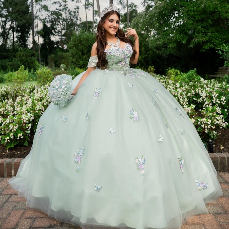 Light Green Shiny Quinceanera Dresses Off The Shoulder Applique Lace Beading Crystal Tull Party Birthday Sweet 16 Dress Vestidos 15 De Anos