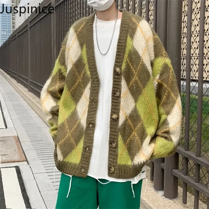 Juspinice fashion cardigan mens plain V-neck long sleeved Japanese style loose casual cardigan retro Korean style sweater Y2k top 241125