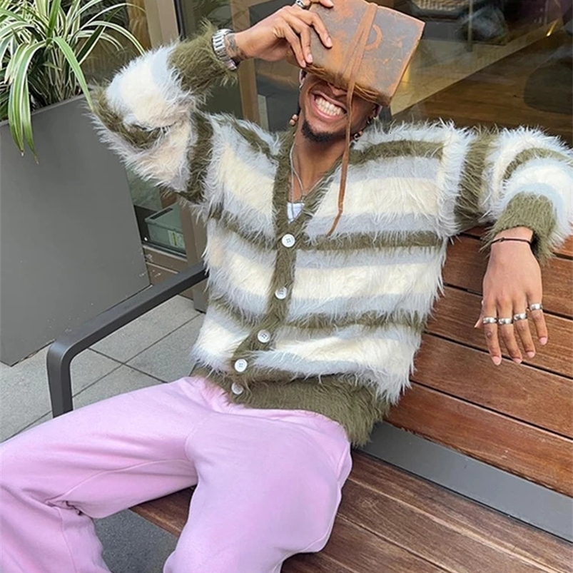 Mens V-neck long sleeved striped plush cardigan casual and comfortable Harajuku loose sweater autumn mens high street top 241125