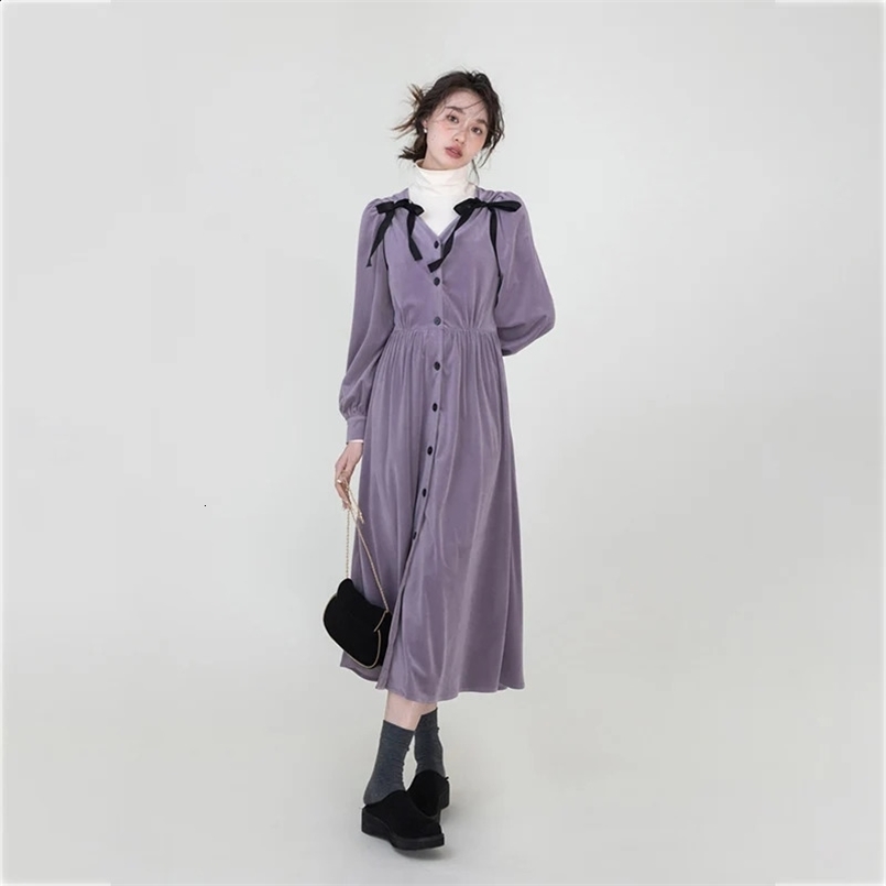 Purple Velvet Women Dress Elegant French Vintage Long Sleeve Casual Y2K Office Lady High Quality Party Fashion Dress Winter 240802