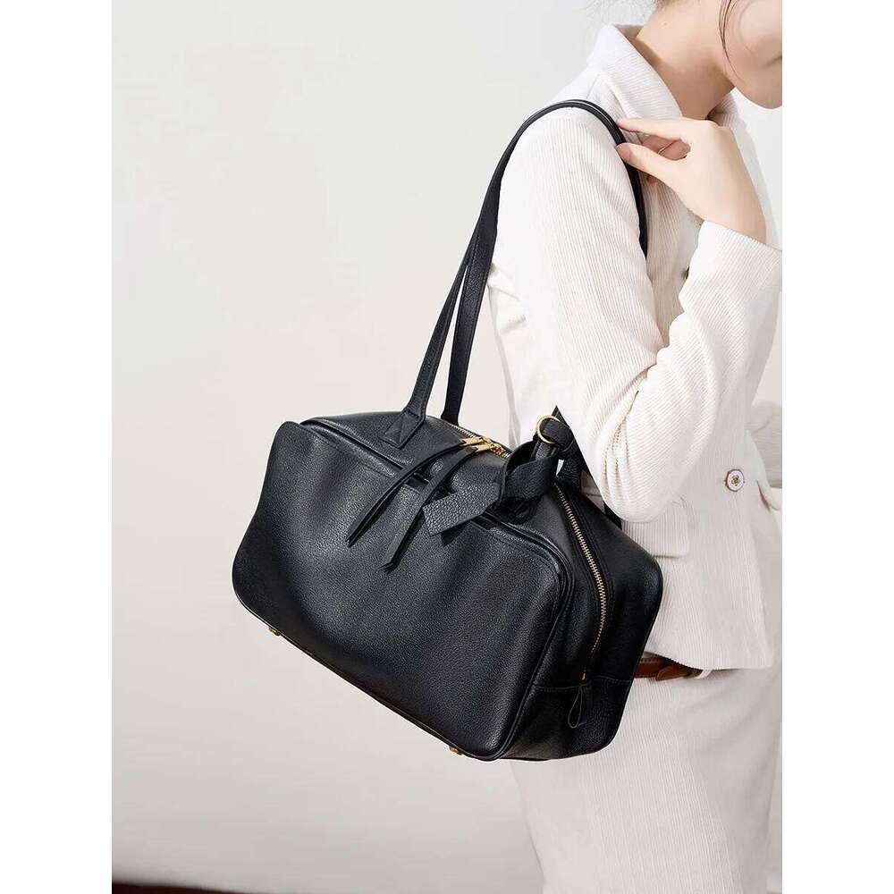 Cowhide Big Boston Pillow Premium Sense Niche Underarm Women's Leather New Large Capacity Shoulder Bag Suotong2509