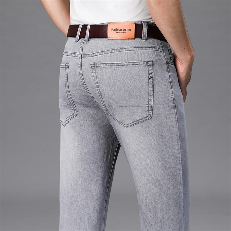 Spring and Autumn Fashionable Mens Jeans Straight Leg Loose Casual Comfortable Elastic Pants Youth Classic Denim Pants 240318