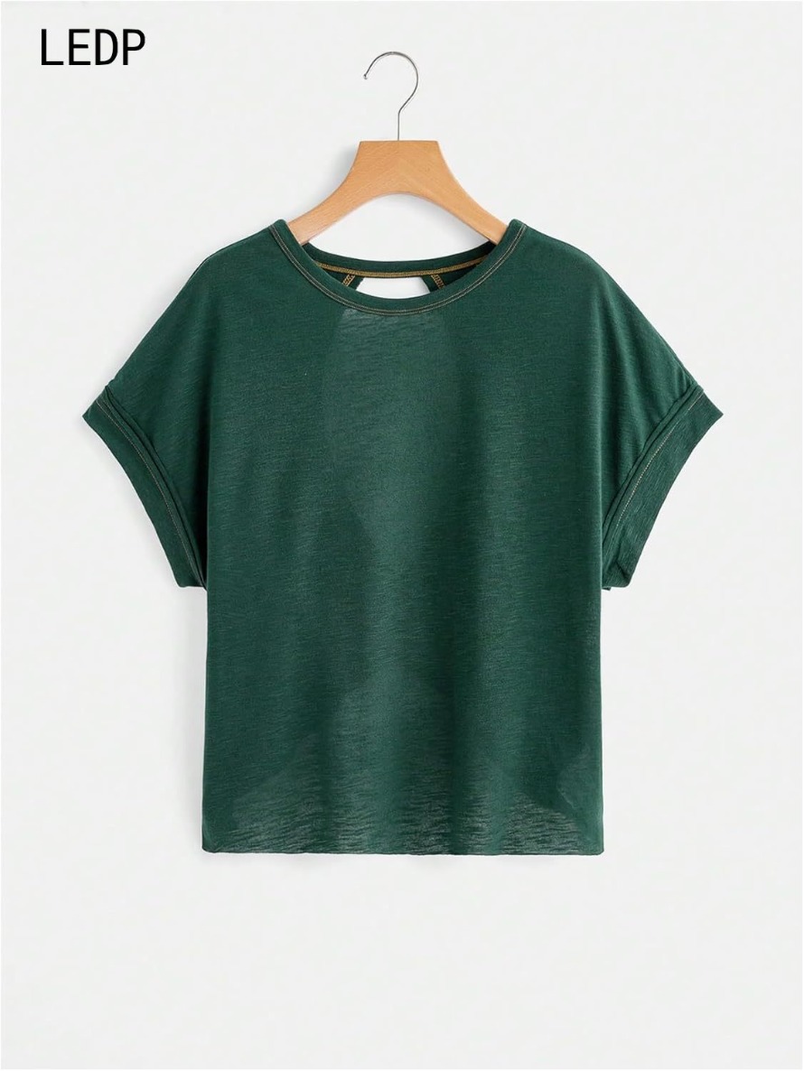 224602 T-shirt féminin de style chinois en trois dimensions de style chinois avec conception améliorée du col de cheongsam, coton et lin respiran