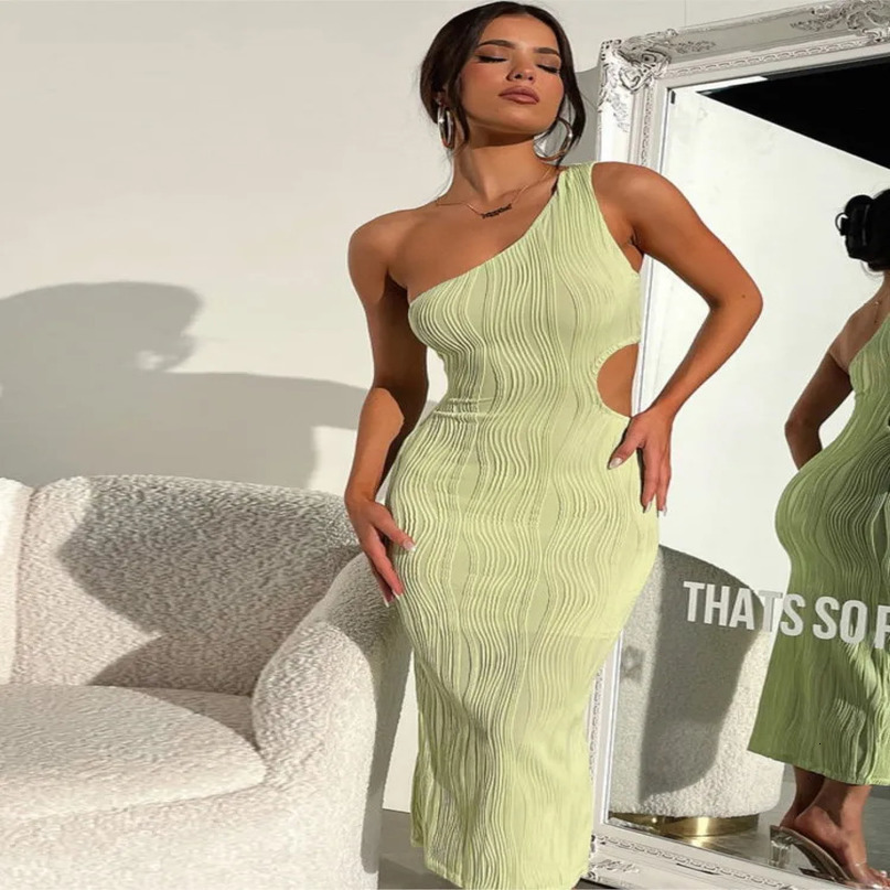 Summer Solid Color Slim One Shoulder Dresses Women Sexy Slant Collar Hollow Out Package Hip Dress Trendy Lady Party Vestidos 240615