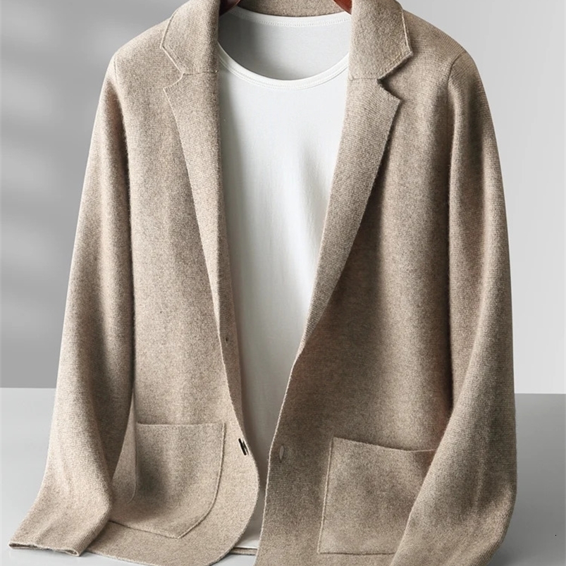 Autumn and winter mens cashmere sweater buttoned cardigan with 100% Merino wool pocket knit soft casual jacket 241125