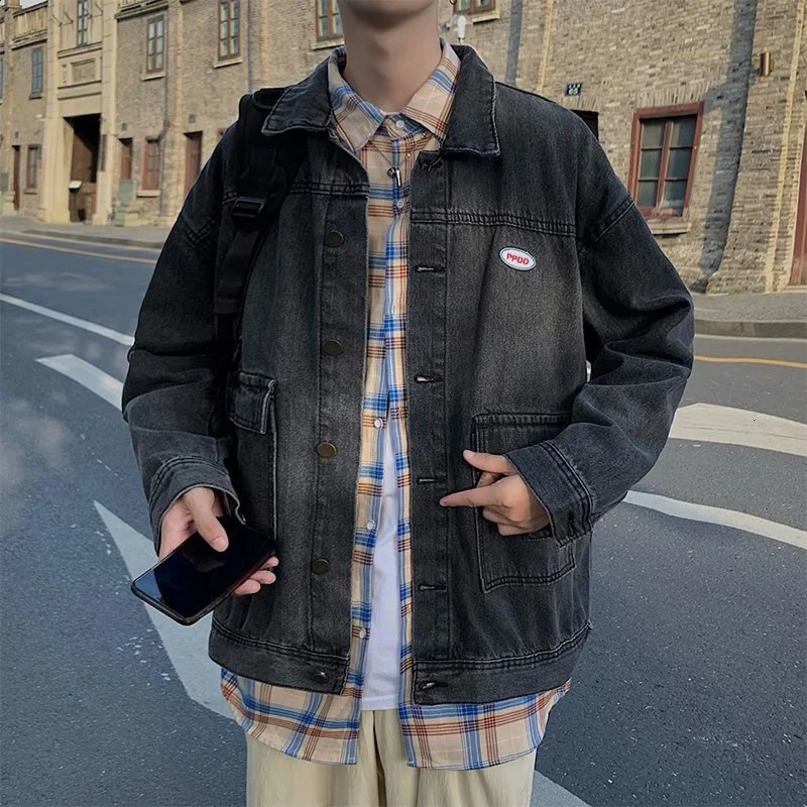 Korean Fashion Denim Jacket Mens Spring Casual Decal Button Y2K Street Clothing Multi Pocket 250312