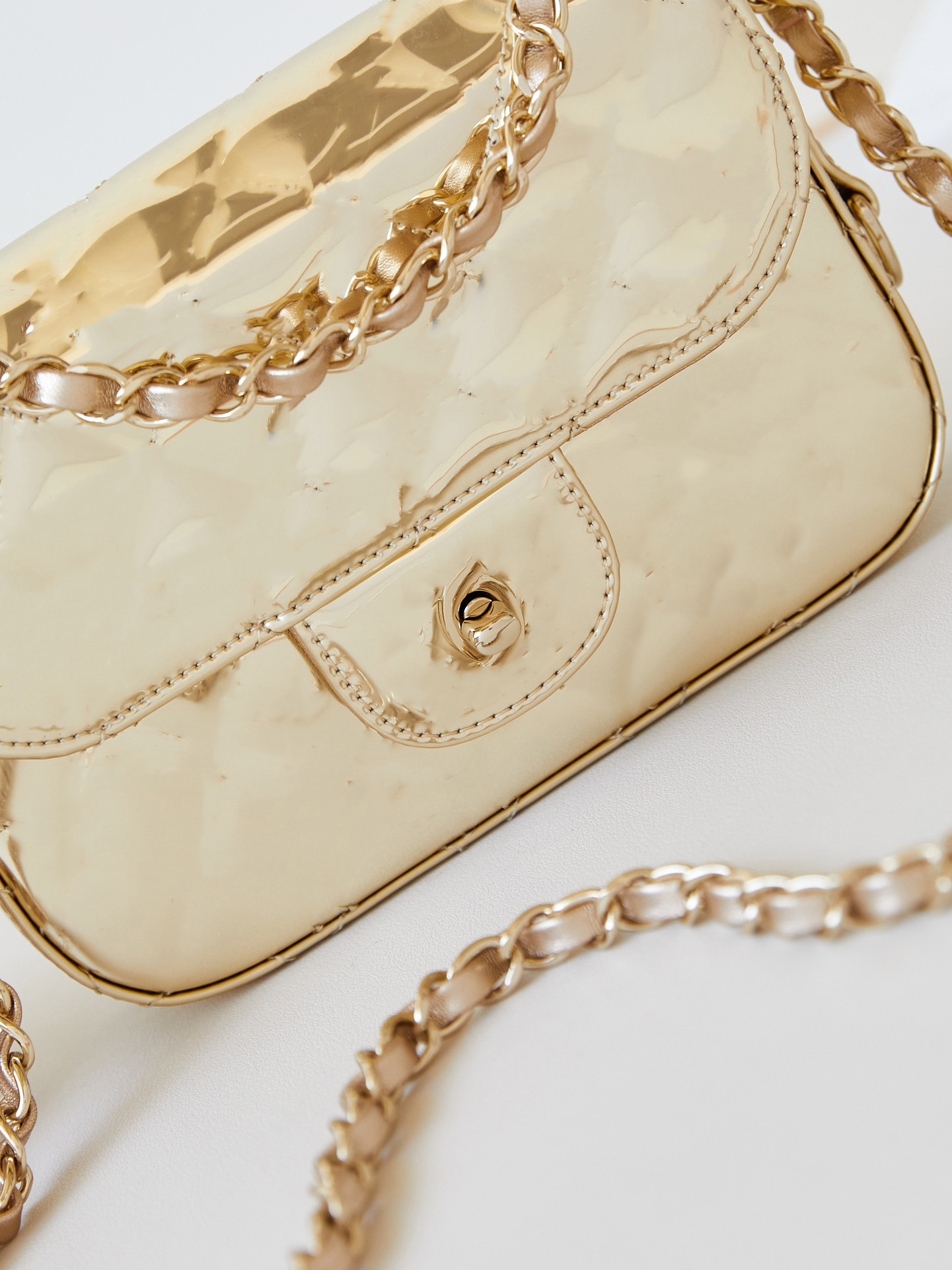 10A top designer shoulder bag small bag top handle shell handbag luxury crossbody bag women's classic wallet fashionable handbag
