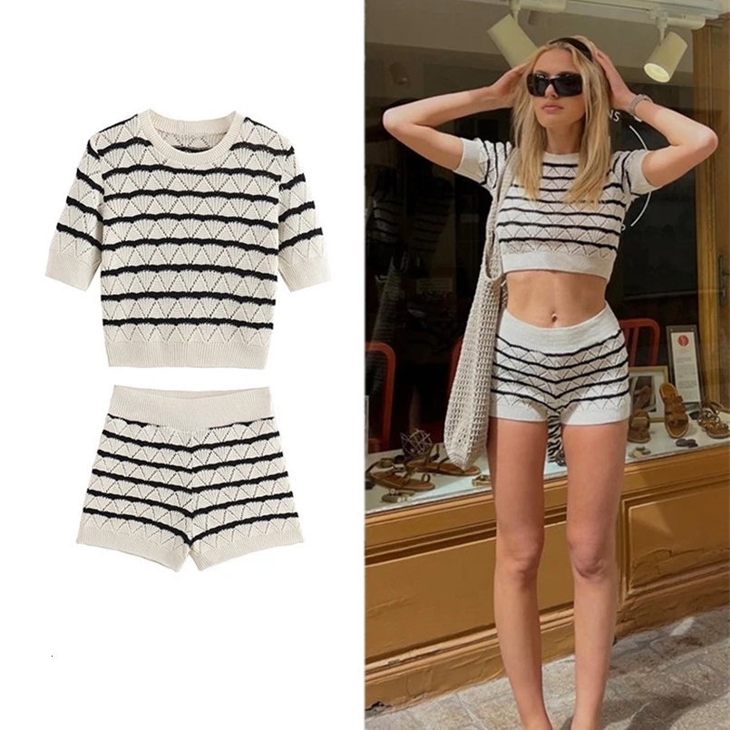 TRAFZA Womens Knitted Striped Short Sleeve Shorts Set Fashion Chic Casual Tight Top Summer Sexy Holiday Tight Shorts Set 250427