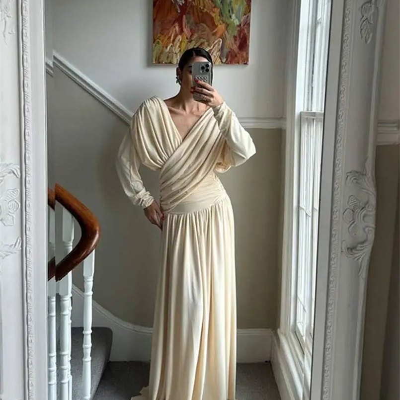 Elegant Plested V Neck Backless Ruched Evening Dress Women Long Sleeve Cross Maxi Dresses Female Chic Party Robes 240930