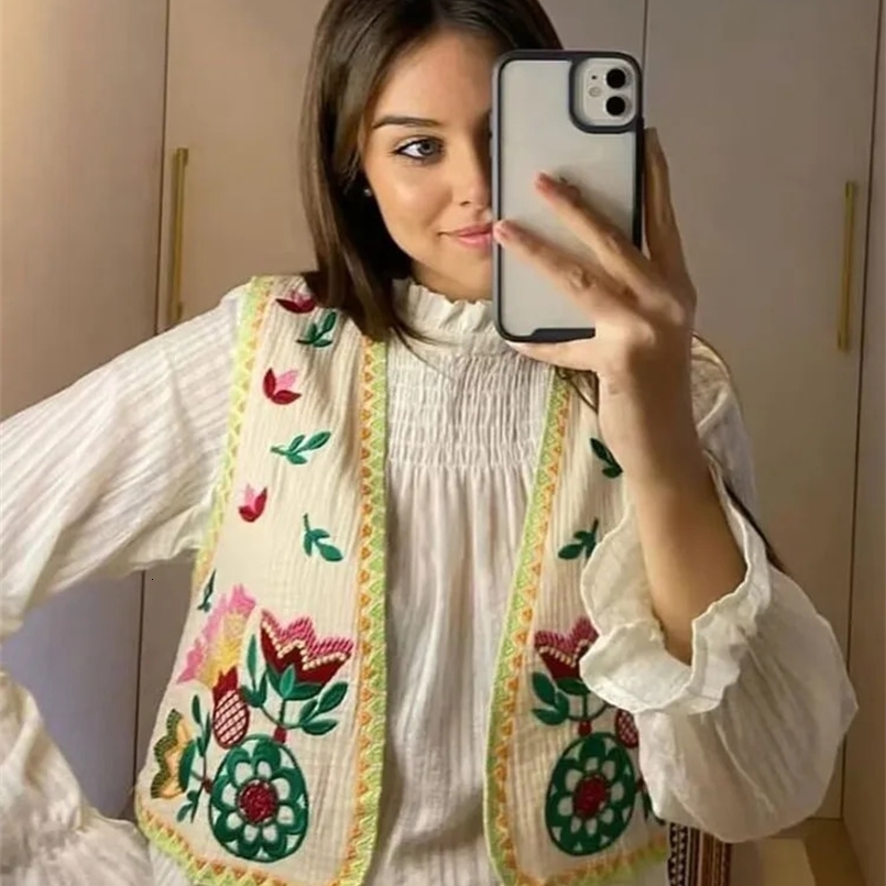Ultra Thin Embroidery Women Vest Tops Summer V Neck Sleeveless Coat Short Cardigan Jacket Female Crop Top Y2K 240725
