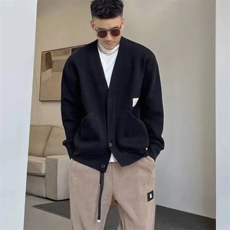 Coats loose fitting long sleeved mens black sweater Y2k autumn and winter clothing trade fashionable knitted cardigan men 241125