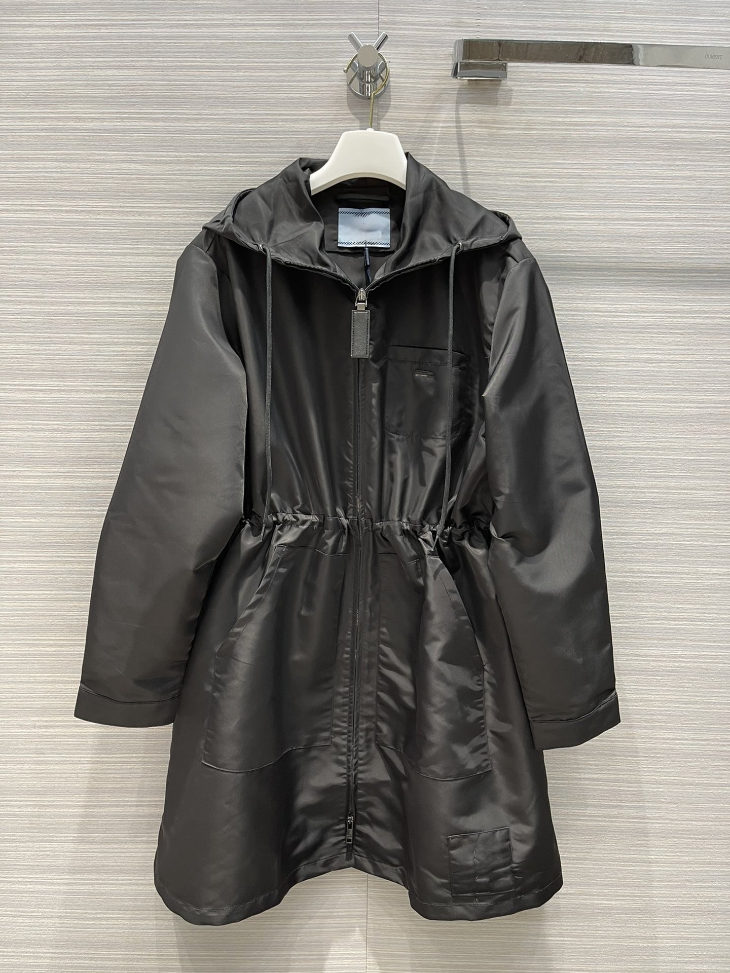 Designer Womens Trench Coats 25SS Triangle Long Waist Stormtrooper Jacket Women's Windbreaker Jacket