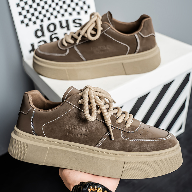 Spring and summer men's shoes new breathable shoes men's fashion versatile thick soled black sports shoes casual board shoes trendy shoes