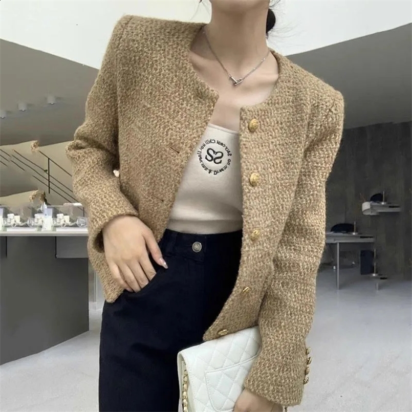 Lucyever Korean Fashion Tweed Short Coat Women Autumn with Pocket Single Breasted Jacket for Woman Elegant Streetwear Outwear 240828