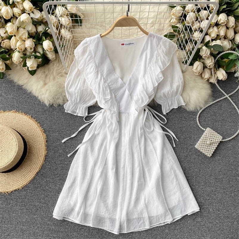 DEAT Women Sweet Ruffles Short Puff Sleeve Dress Solid Color V-neck Waist Slim Fashion Spring Summer 11B542 210709