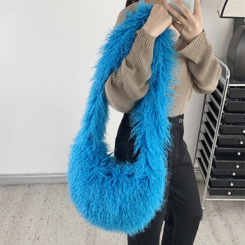 Artificial wool womens fur shoulder bag winter fashion womens artificial fur cross body bag large capacity womens plush handbag 241021