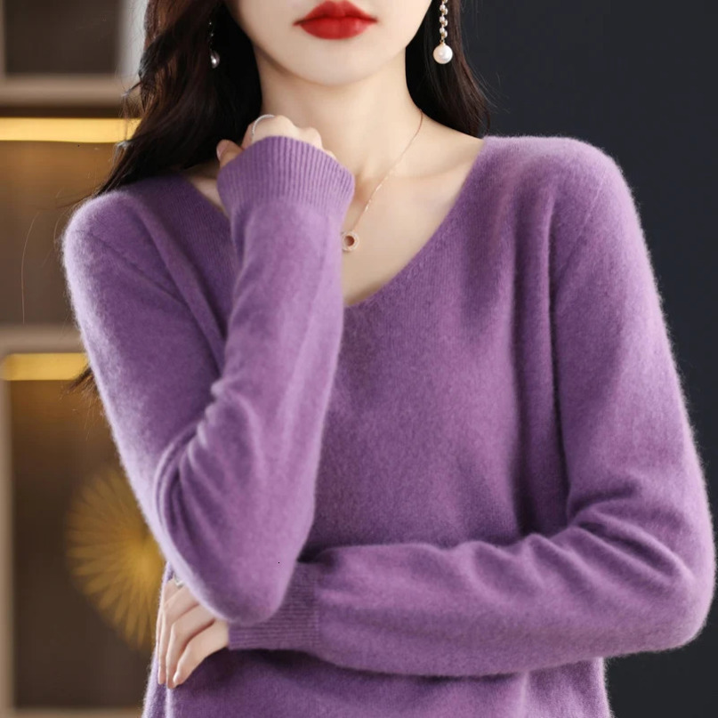 Women 100% Pure Wool Soft Sweater First Line Seamless Vneck Solid Pullover Autumn Winter Basis Casual Cashmere Knit Top 240713