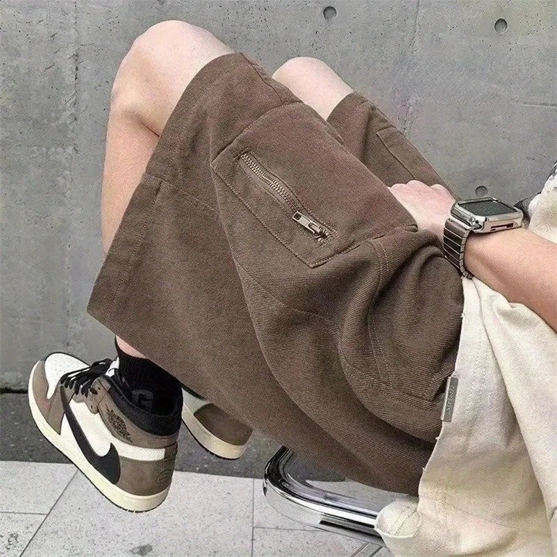 Korean style multi pocket cargo shorts men summer y2k trendy loose and versatile mid pants retro personality casual sports pants 241217