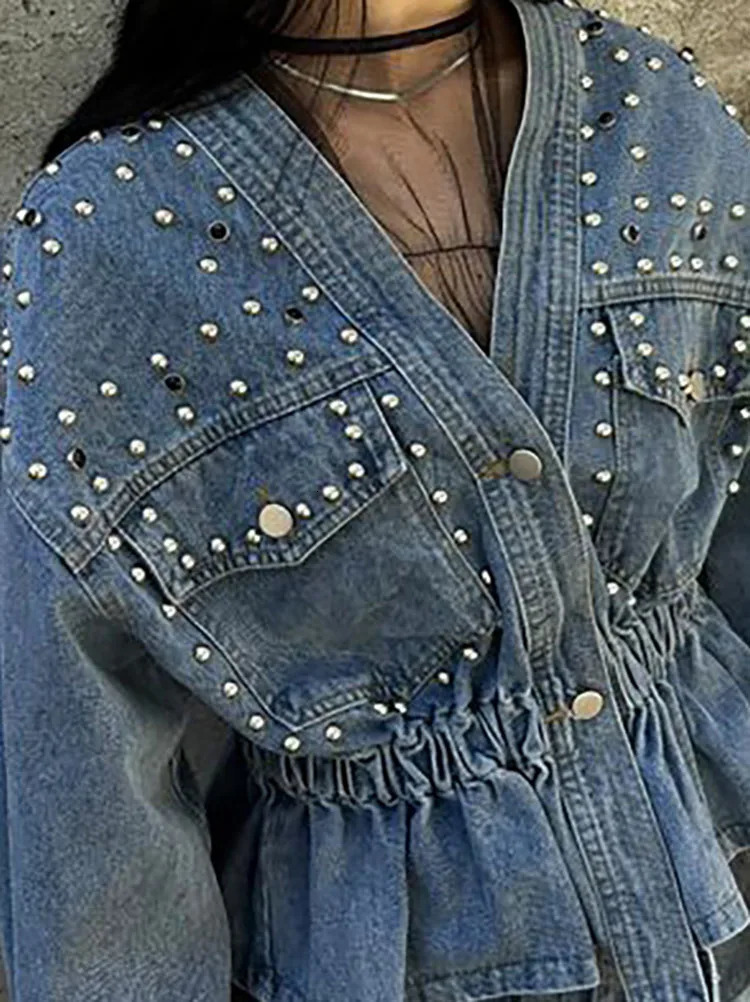 Beading Patchwork Button Denim Jacket Fashion V-neck Long Sleeved Waist Cinched Jacket Vintage Womens Autumn Outwear 250804