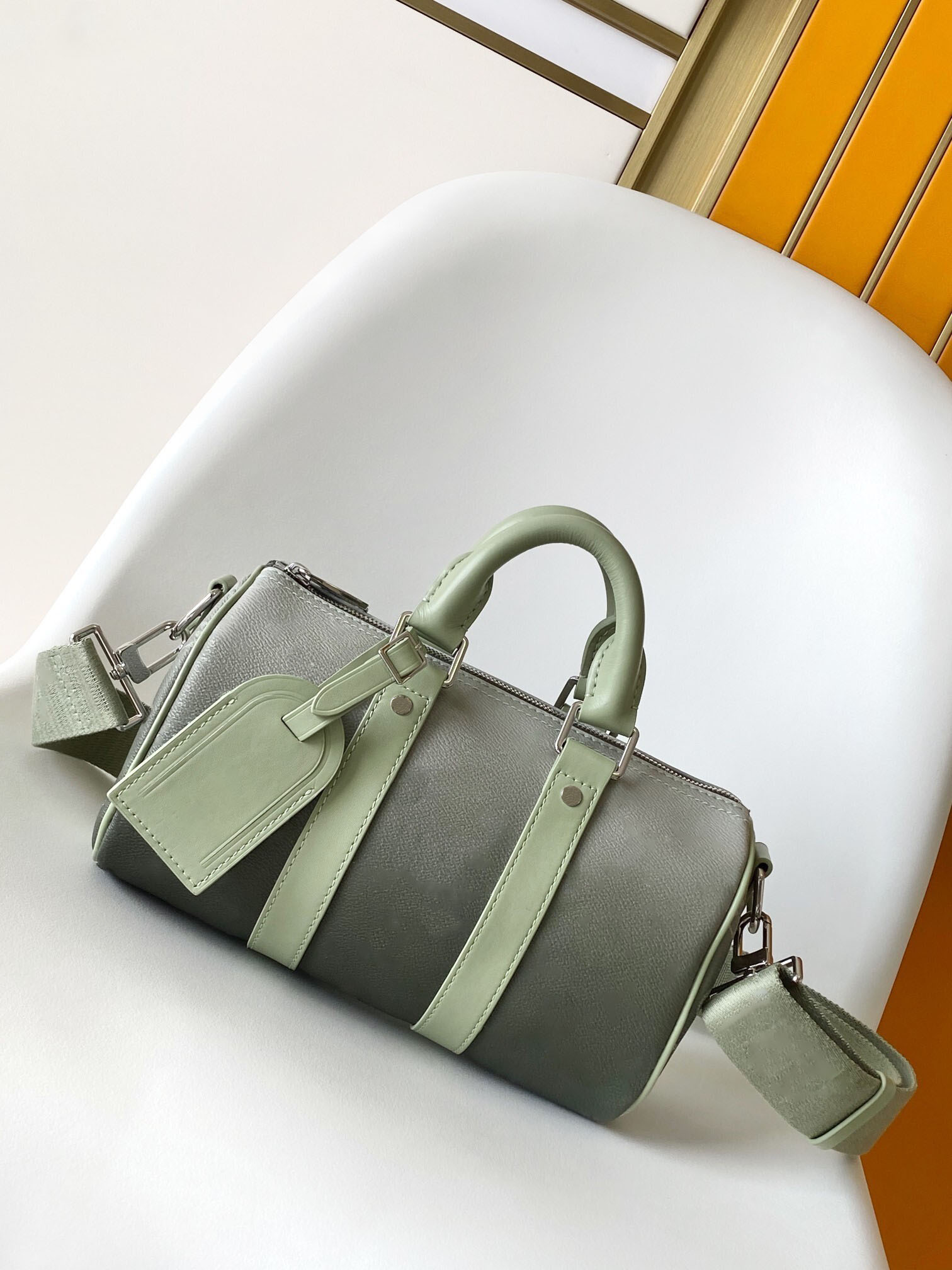 Women's handbag 10A shoulder bag crossbody bag designer pillow bag fashion cylindrical wallet luxury messenger bag underarm bag