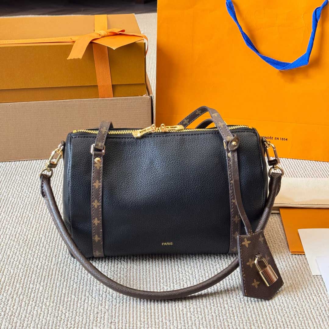 25SS Mens Womens Luxurys Designers Express Biker Boston Pillow Bag Cowhide Leather Tote Bag Paintings Handbag Shoulder Crossbody Bag Commuter Bag Pu