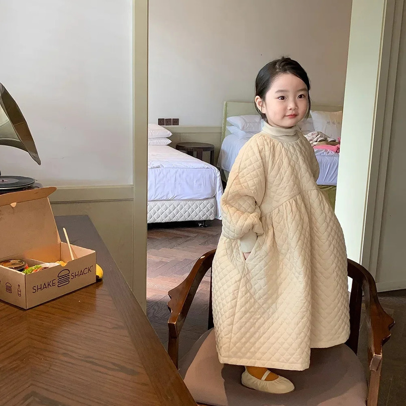 Girls dress winter Korean style long Quebec dress long sleeved princess solid color casual simple dress 241126
