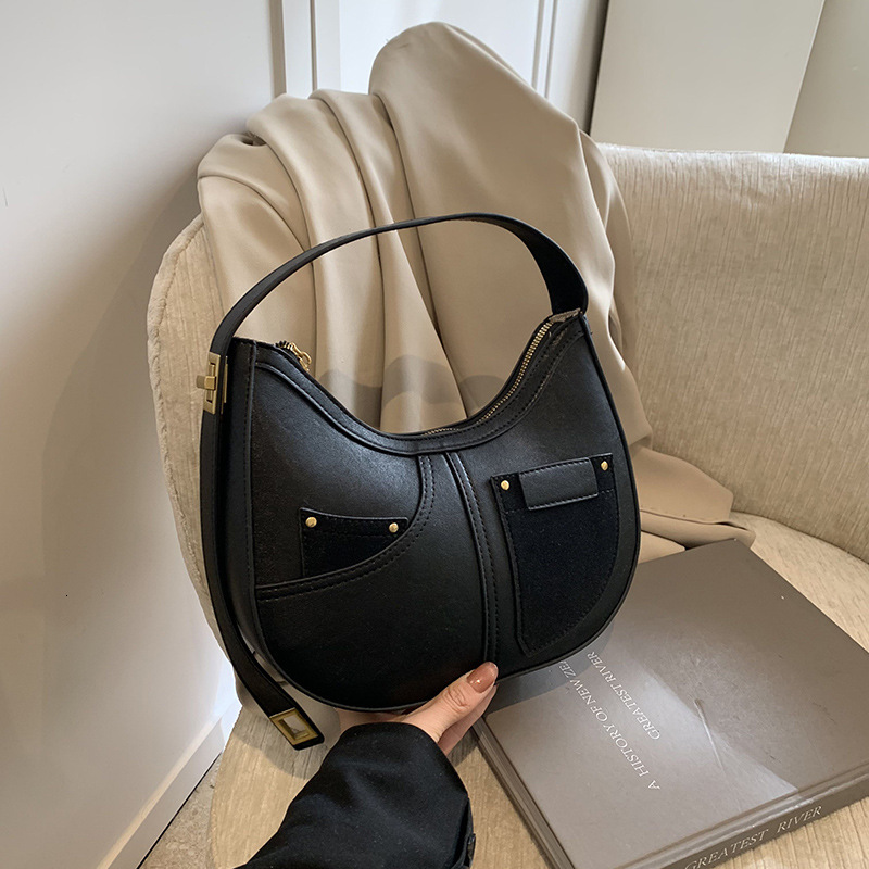 Top Brand High Quality Style Free Delivery Designer Fashion European and American Underarm Niche Design Crescent High-end Feel Shoulder Free Deliver