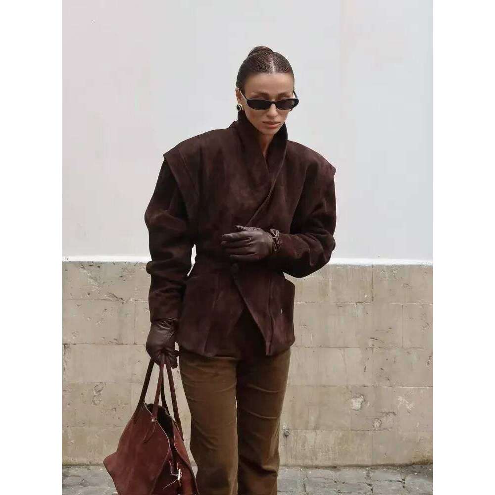 Designer Clothing 2025 Vintage Brown Suede Jackets Women Solid V Neck Long Sleeve Pocket Lapel Single Button Jacket 2025 Fashion Street Outwear