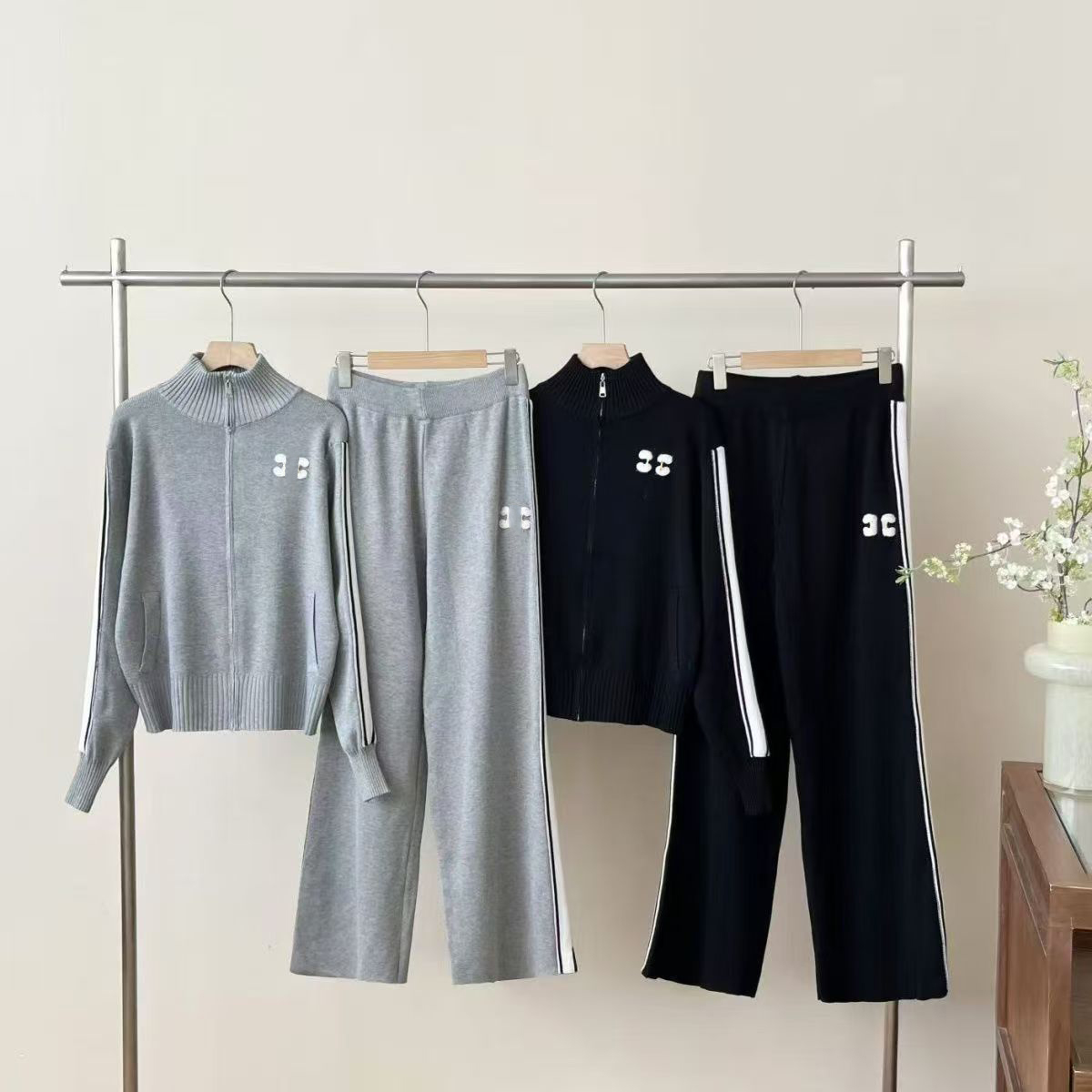Womens Tracksuits Wide-Leg Tracksuit Set Designer Style Top Quality Embroidery Detail, Sporty Two-Piece Outfits