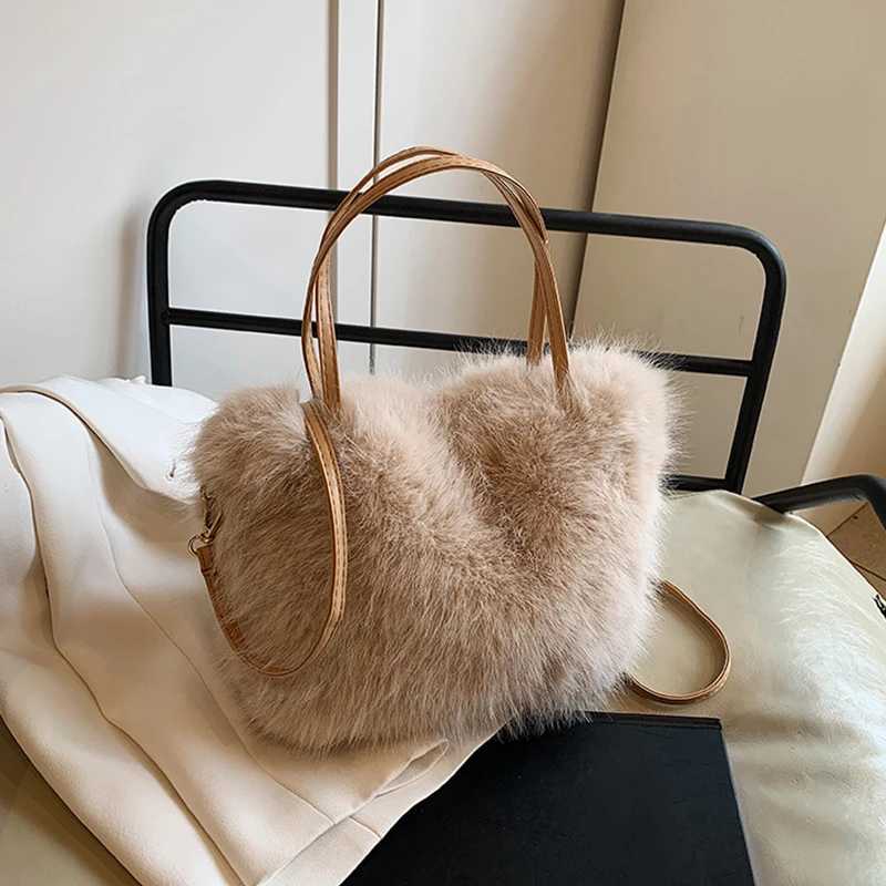 Luxury Faux Fur Ladies Square Shoulder Bags Winter Fluffy Female Crossbody Bag Soft Furry Plush Womens Small Handbags Purse Z250923