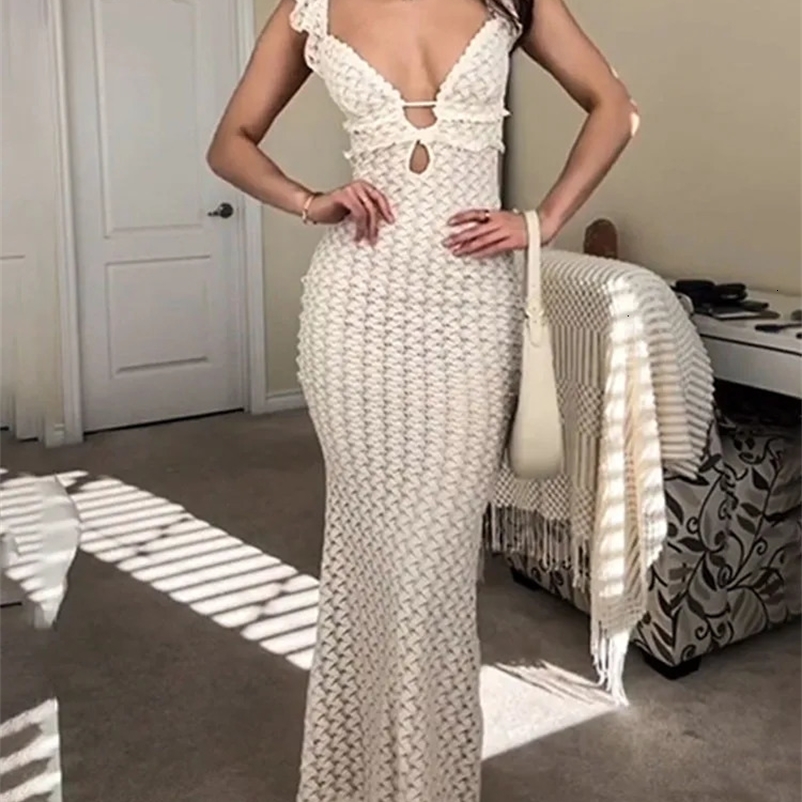 TARUXY Deep V Neck Sexy Dresses Women Sleeveless Slim High Waist Long Dress Femme Elegant Holiday Knitted Beach Dress Woman 240530