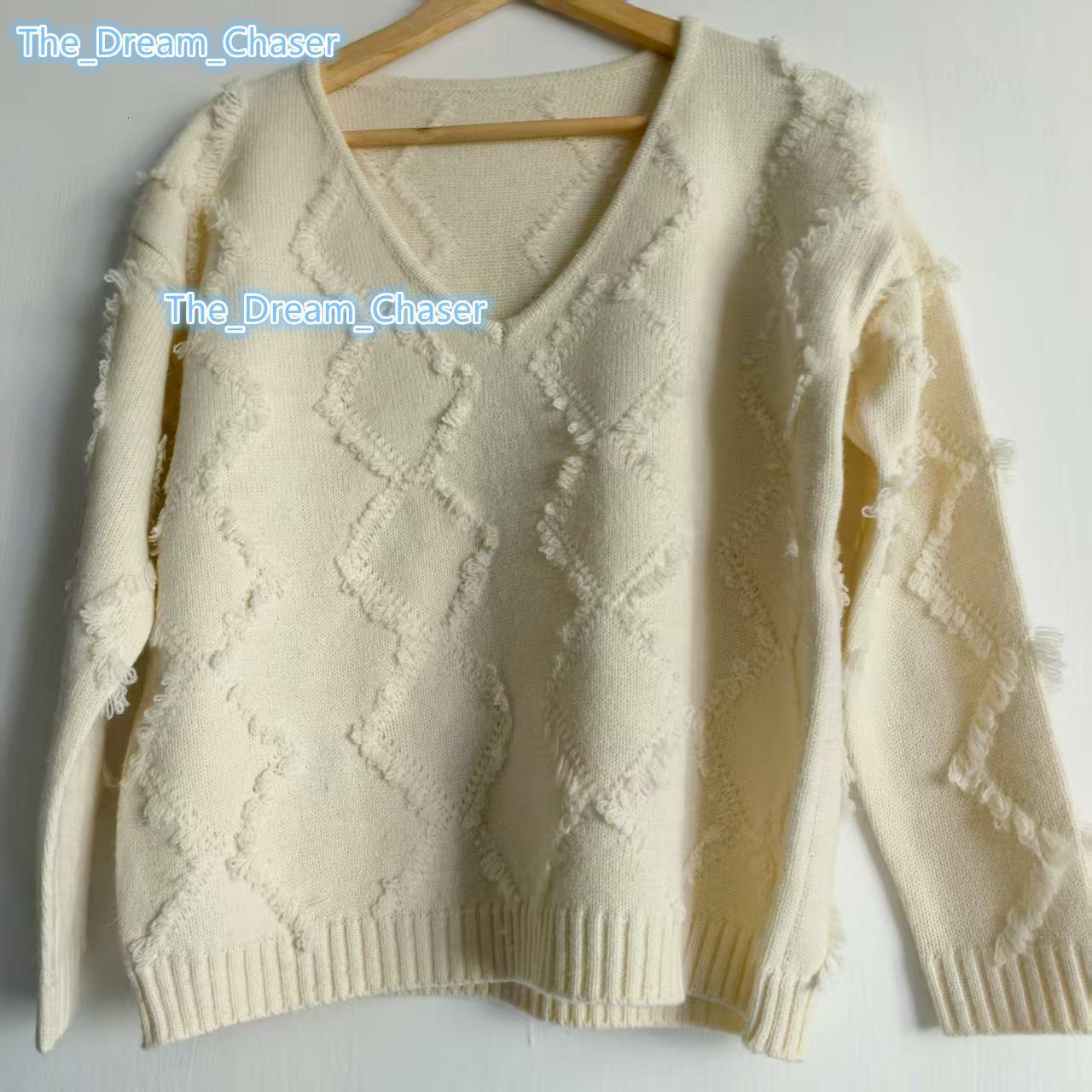 Solid Color Beige Autumn Winter New Lazy Style Wool Tassel Pullover Knitted Sweater for Women Autumn Winter European New Sweater