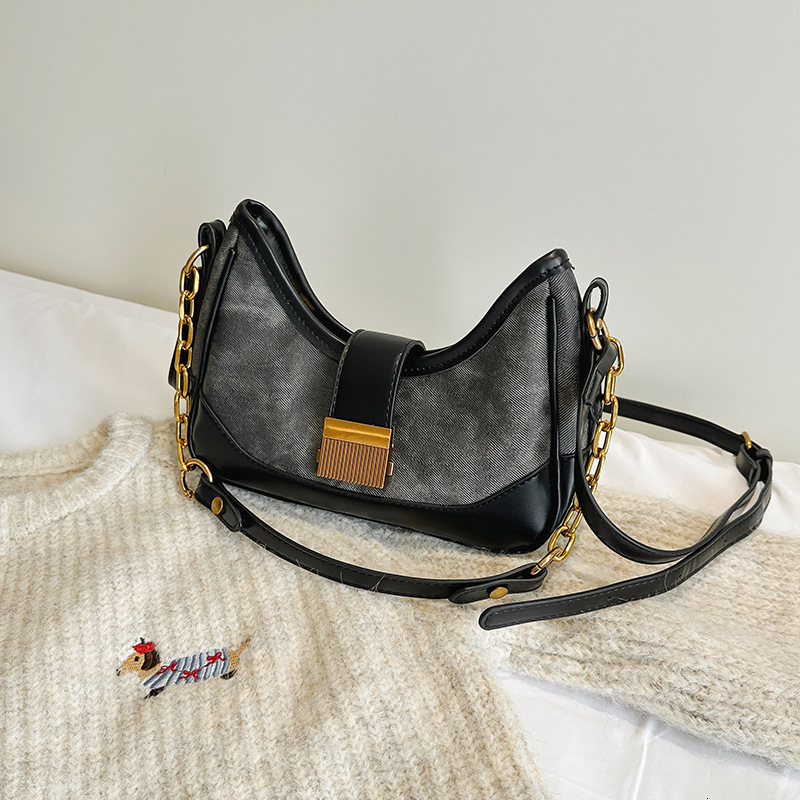 Top Brand High Quality Style Free Delivery Designer Niche Design Trendy Hot-Selling Crossbody Super Popular Single Shoulder Chain Crescent Free Deli