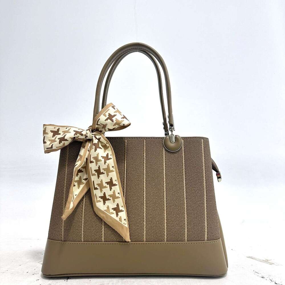 Designer Bag Tote Shoulder Bag High End For Women New Fashion Simple Handbag Commuter Versatile Crossbody