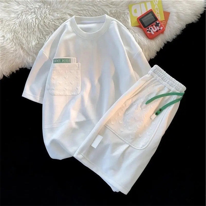 Summer Loose Short-sleeved Shorts Suit Couple O-Neck Pocket Simple Casual Wild T-Shirt Shorts Mens Womens Two Piece Suit 240429