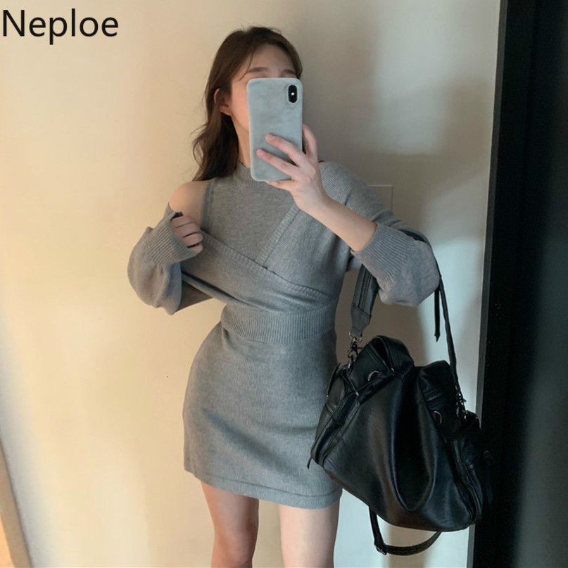 Neploe Knitted Suit Autumn Winter Clothes Two Piece Outfits Women Hollow Out Bodycon Dress Femme Roupas Sexy Mini Dresses 4H180 210422