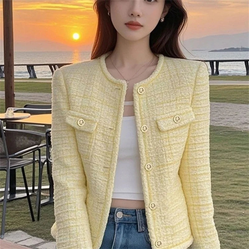 Yellow Small Fragrance Jacket Women Clothing Spring Autumn Short Oneck Long Sleeved Single Breasted Female Outerwear 250905