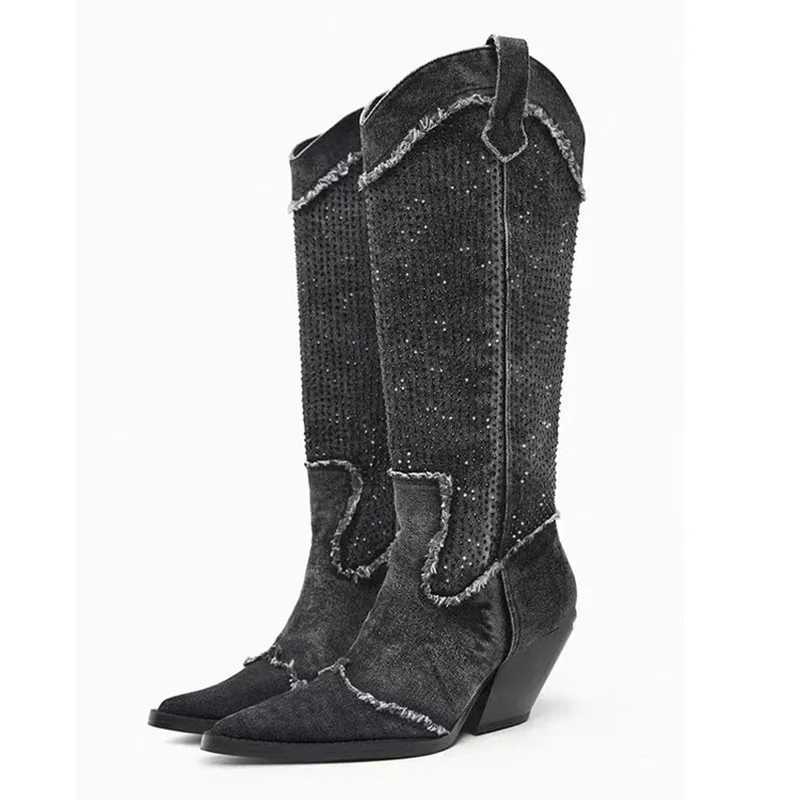 2025 Nuevo estilo de mezclilla para mujeres Botas altas altas Cristal Fringe Tisos gruesos zapatos Retro Damas Slipon Chelsea Bots Q250925