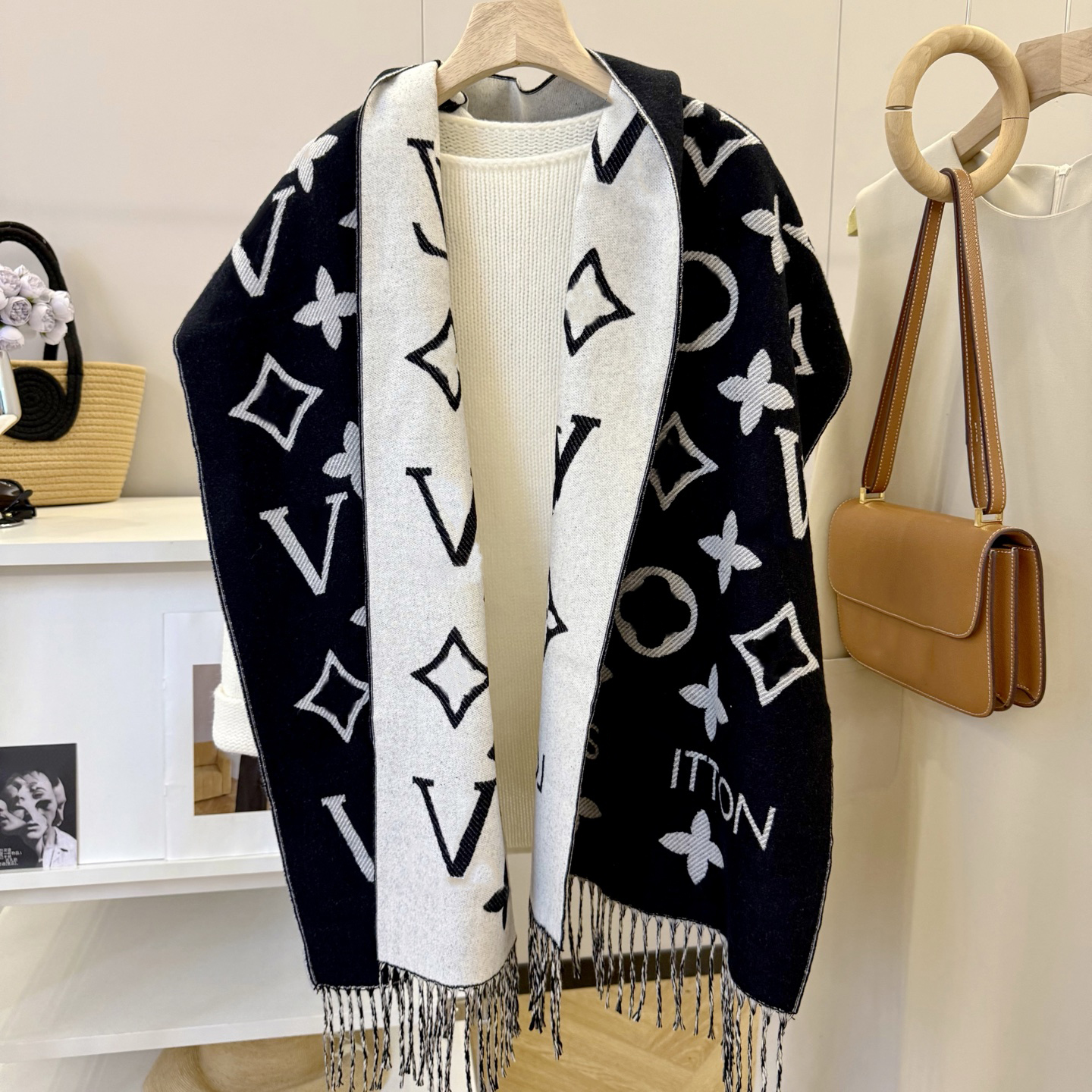 Scarves Designer women cashmere knitted designer scarf with full monogram print soft and warm shawl with label autumn and winter long shawl 45cm