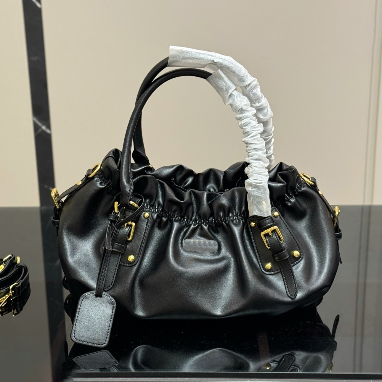 designer bag Shoulder Bags Bag Women Classic Handbag leather data bag and collection Letter with bag new design Large or medium bag High quality