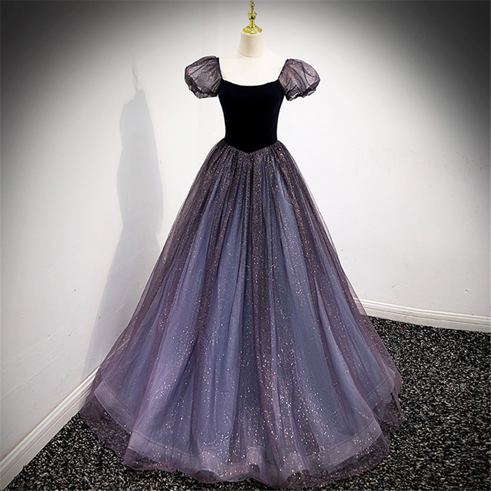 Elegant Ball Gown Quinceanera Dresses Short Sleeves Tulle Lace Appliques Plus Size Customized Sweet 15 16 Princess Birthday Party Gowns Vestidos De