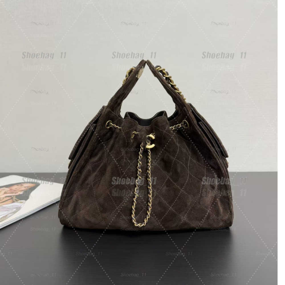 Evening Bags Designer shoulder diamond check long chain fashion bucket crossbody bag Big homeless person 25 suede leather grey casual luxury brand M